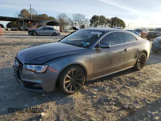 2016 Audi A5 Premium z VIN WAUD2AFR7GA011828, wystawiony jako Copart lot #87955625 z przebiegiem 84 413 mil mil oraz Czysty tytuł • Clean title. Historia ofert i sprzedaży dostępna na DreamBid. Obrazek 1.
