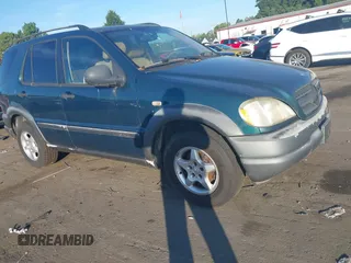 1998 Mercedes-Benz M 320/430/500 с VIN 4JGAB54E5WA001628, выставлен на аукционе IAAI как лот 42855124 с пробегом 236 520 миль миль и . История ставок и продаж доступна на DreamBid. Изображение 1.