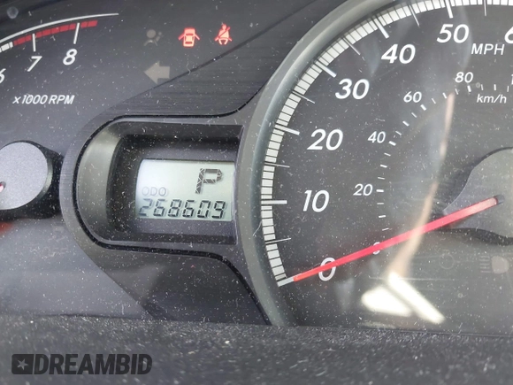 2012 Toyota Sienna LE AAS with VIN 5TDKK3DCXCS227268, listed as a IAAI auction lot 41504555 with 268,609 mi miles. Bid and sale history available at carsss.com. Image 15.