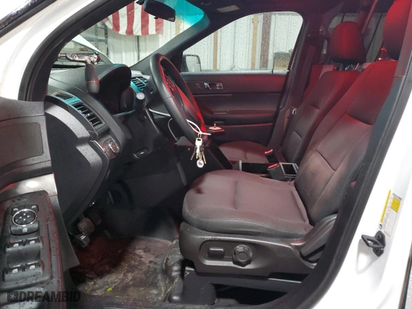 2017 Ford Police Interceptor Utility with VIN 1FM5K8AR0HGA24020, listed as a Copart auction lot 52746315 with 106,775 mi miles and Clean Title. Bid and sale history available at carsss.com. Image 7.