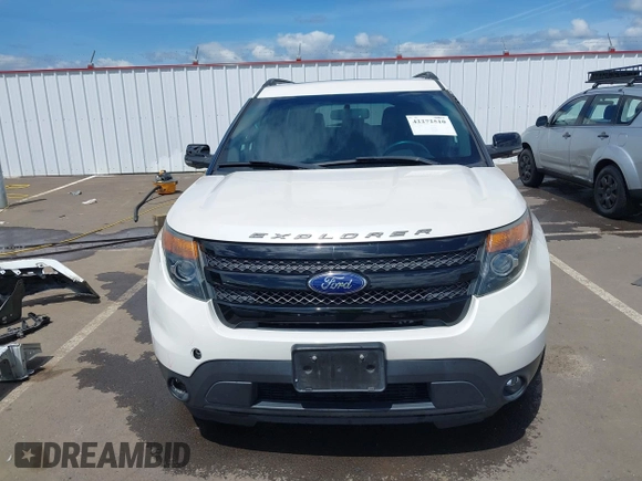 2015 Ford Explorer Sport z VIN 1FM5K8GT0FGA87473, wystawiony jako IAAI lot #42272510 z przebiegiem 123 443 mil mil oraz . Historia ofert i sprzedaży dostępna na DreamBid. Obrazek 13.