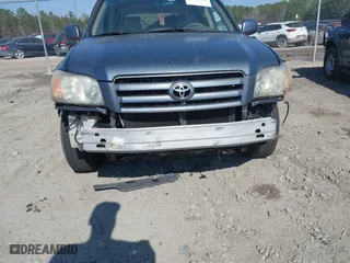2006 Toyota Highlander with VIN JTEGP21A460107876, listed as a IAAI auction lot 41531315 with 274,387 mi miles. Bid and sale history available at carsss.com. Image 6.