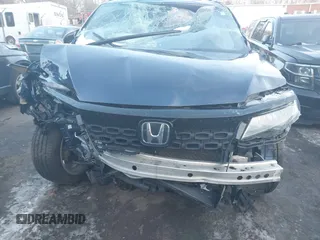 2019 Honda Passport Touring z VIN 5FNYF8H97KB013495, wystawiony jako IAAI lot #41397285 z przebiegiem 81 615 mil mil oraz . Historia ofert i sprzedaży dostępna na DreamBid. Obrazek 18.