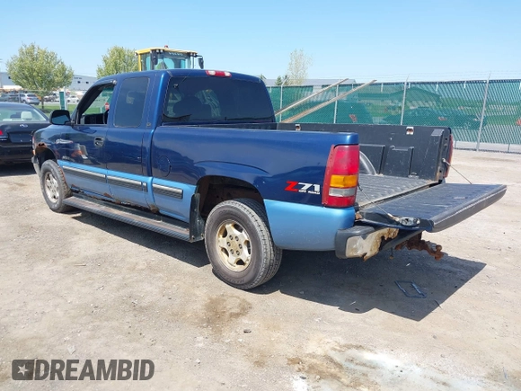 2002 Chevrolet Silverado 1500 LS with VIN 1GCEK19T22Z249188, listed as a IAAI auction lot 42244002 with 209,902 mi miles and . Bid and sale history available at DreamBid. Image 3.