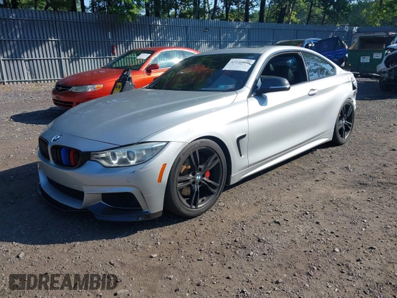 2015 BMW 4 Series 435i xDrive z VIN WBA3R5C51FK372061, wystawiony jako IAAI lot #42546096 z przebiegiem 163 692 mil mil oraz . Historia ofert i sprzedaży dostępna na DreamBid. Obrazek 17.