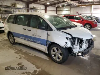 2015 Toyota Sienna L with VIN 5TDZK3DC0FS597860, listed as a Copart auction lot 43440125 with 138,375 mi miles and Salvage title. Bid and sale history available at DreamBid. Image 4.