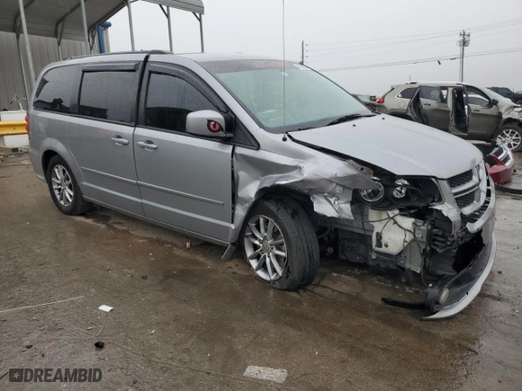 2013 Dodge Grand Caravan R/T with VIN 2C4RDGEG3DR782574, listed as a Copart auction lot 43396665 with 110,989 mi miles and Salvage Title. Bid and sale history available at carsss.com. Image 4.