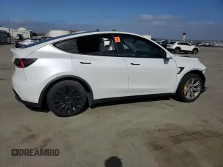 2021 Tesla Model Y Standard Range z VIN 5YJYGDED9MF110473, wystawiony jako Copart lot #53850085 z przebiegiem 46 242 mil mil oraz Szkoda całkowita • Salvage title. Historia ofert i sprzedaży dostępna na DreamBid. Obrazek 3.