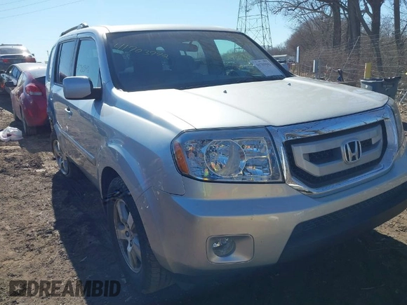 2009 Honda Pilot EX with VIN 5FNYF48479B002570, listed as a IAAI auction lot 41703942 with 146,405 mi miles. Bid and sale history available at carsss.com. Image 1.