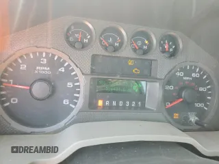 2010 Ford F-250 z VIN 1FTNF2A59AEB28302, wystawiony jako Copart lot #52718485 z przebiegiem 526 431 mil mil oraz Szkoda całkowita • Salvage title. Historia ofert i sprzedaży dostępna na DreamBid. Obrazek 9.