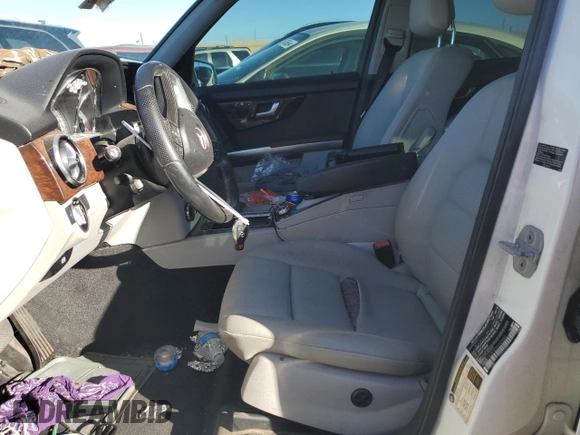 2013 Mercedes-Benz GLK 350 with VIN WDCGG8JB0DG002993, listed as a Copart auction lot 71490984 with 113,267 mi miles and Salvage Title. Bid and sale history available at DreamBid. Image 7.