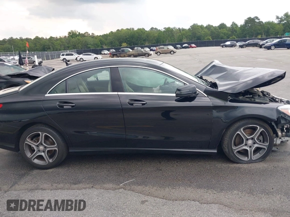 2014 Mercedes-Benz CLA 250 z VIN WDDSJ4EB6EN111093, wystawiony jako IAAI lot #42372072 z przebiegiem 82 988 mil mil oraz . Historia ofert i sprzedaży dostępna na DreamBid. Obrazek 14.