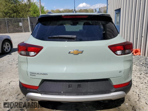2025 Chevrolet TrailBlazer LT with VIN KL79MRSL5SB122705, listed as a Copart auction lot 52675715 with 3,277 mi miles and Clean Title. Bid and sale history available at DreamBid. Image 6.
