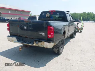 2007 Dodge 1500 Laramie z VIN 1D7HU18267S236613, wystawiony jako IAAI lot #42477167 z przebiegiem 267 376 mil mil oraz . Historia ofert i sprzedaży dostępna na DreamBid. Obrazek 4.
