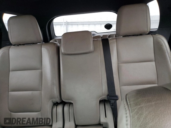 2013 Ford Explorer XLT z VIN 1FM5K7D93DGB53949, wystawiony jako Copart lot #49352655 z przebiegiem 167 439 mil mil oraz Szkoda całkowita • Salvage title. Historia ofert i sprzedaży dostępna na DreamBid. Obrazek 10.