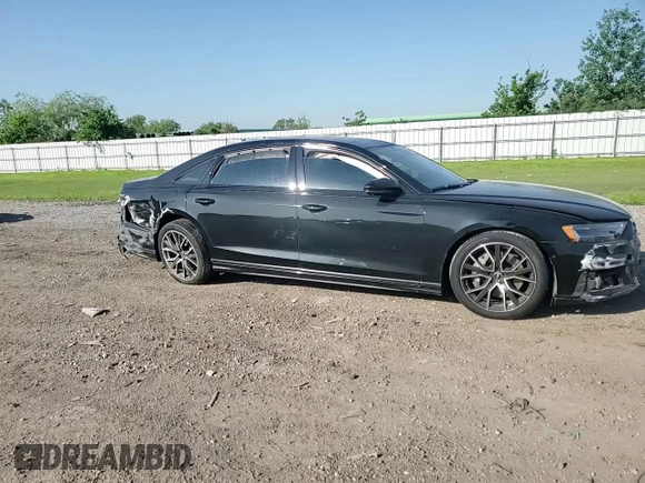 2021 Audi A8 z VIN WAU8DAF82MN007466, wystawiony jako Copart lot #52255715 z przebiegiem Nie podano mil oraz Szkoda całkowita • Salvage title. Historia ofert i sprzedaży dostępna na DreamBid. Obrazek 10.