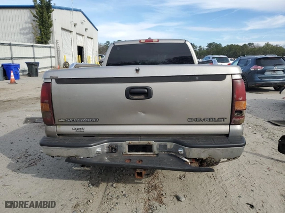 2001 Chevrolet Silverado 1500 LS with VIN 2GCEC19V111114418, listed as a Copart auction lot 47097465 with 156,691 mi miles and Salvage Title. Bid and sale history available at carsss.com. Image 6.