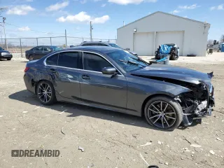 2021 BMW 3 Series 330i xDrive with VIN WBA5R7C04MFK51040, listed as a Copart auction lot 49620045 with 51,069 mi miles and Salvage Title. Bid and sale history available at carsss.com. Image 4.