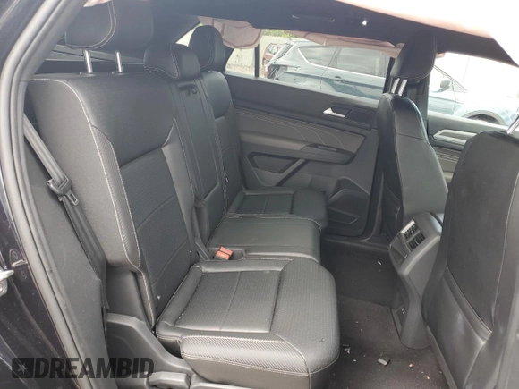 2021 Volkswagen Atlas SE with VIN 1V2KE2CAXMC207847, listed as a Copart auction lot 67691594 with 42,298 mi miles and Salvage title. Bid and sale history available at DreamBid. Image 11.