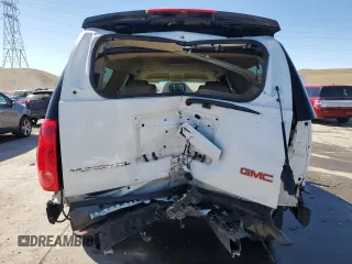 2013 GMC Yukon XL SLT z VIN 1GKS2KE71DR182172, wystawiony jako Copart lot #48693785 z przebiegiem 200 313 mil mil oraz Szkoda całkowita • Salvage title. Historia ofert i sprzedaży dostępna na DreamBid. Obrazek 6.