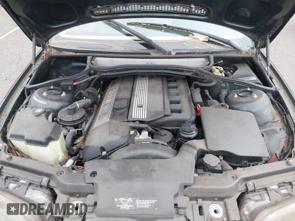 2005 BMW 3 Series 325i with VIN WBAEV33415KX11061, listed as a IAAI auction lot 42810241 with 168,338 mi miles and . Bid and sale history available at DreamBid. Image 10.