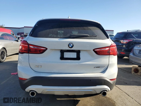 2021 BMW X1 xDrive28i with VIN WBXJG9C09M5S71263, listed as a Copart auction lot 46374565 with 61,537 mi miles and Salvage Title. Bid and sale history available at carsss.com. Image 6.