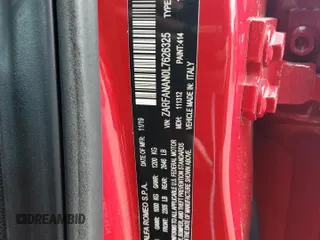 2020 Alfa Romeo Giulia z VIN ZARFANAN0L7626325, wystawiony jako Copart lot #86825494 z przebiegiem 51 174 mil mil oraz Szkoda całkowita • Salvage title. Historia ofert i sprzedaży dostępna na DreamBid. Obrazek 12.