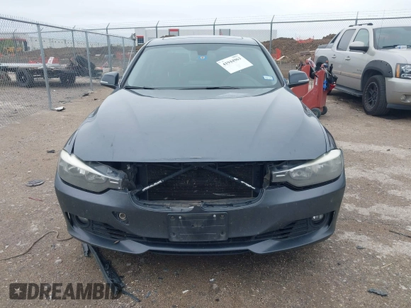 2014 BMW 3 Series 328i z VIN WBA3A5G52ENP31707, wystawiony jako IAAI lot #41944963 z przebiegiem 158 180 mil mil oraz . Historia ofert i sprzedaży dostępna na DreamBid. Obrazek 12.