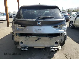 2017 BMW X5 M z VIN 5YMKT6C50H0U39034, wystawiony jako Copart lot #48776765 z przebiegiem 95 891 mil mil oraz Szkody całkowita. Historia ofert i sprzedaży dostępna na DreamBid. Obrazek 6.