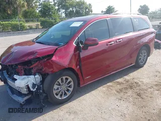 2021 Toyota Sienna XLE z VIN 5TDYRKEC2MS028134, wystawiony jako IAAI lot #42152640 z przebiegiem 107 427 mil mil oraz . Historia ofert i sprzedaży dostępna na DreamBid. Obrazek 17.