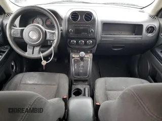 2011 Jeep Patriot Sport с VIN 1J4NT1GA7BD156981, выставлен на аукционе Copart как лот 46266854 с пробегом 204 571 миль миль и Списание • Salvage title. История ставок и продаж доступна на DreamBid. Изображение 8.
