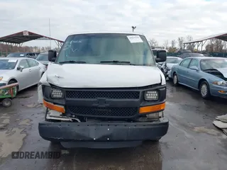 2003 Chevrolet Express Cargo with VIN 1GCGG25U431160656, listed as a IAAI auction lot 40876526 with 438,231 mi miles and . Bid and sale history available at DreamBid. Image 12.