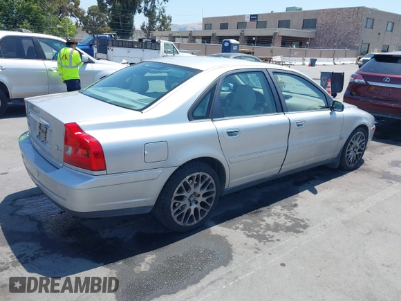 2005 Volvo S80 с VIN YV1TS911451412257, выставлен на аукционе IAAI как лот 42473346 с пробегом 125 653 миль миль и . История ставок и продаж доступна на DreamBid. Изображение 4.