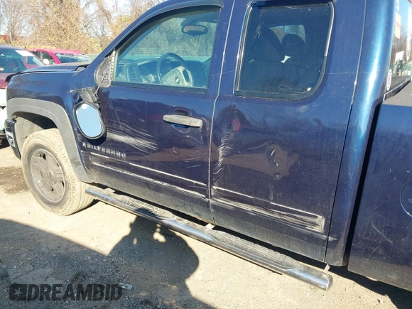 2009 Chevrolet Silverado 1500 LT with VIN 1GCEK29089Z264879, listed as a IAAI auction lot 40990010 with Not Provided miles and . Bid and sale history available at DreamBid. Image 19.