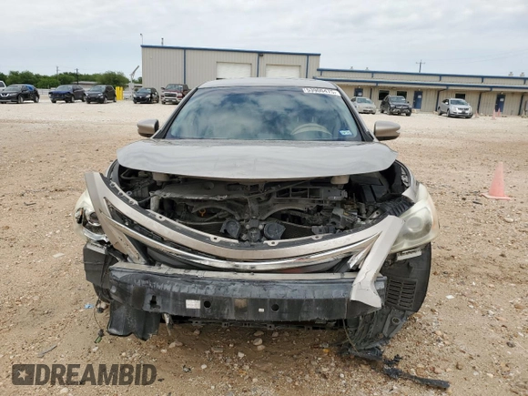 2013 Nissan Altima SV z VIN 1N4BL3AP4DC157537, wystawiony jako Copart lot #53900475 z przebiegiem 122 214 mil mil oraz Szkoda całkowita • Salvage title. Historia ofert i sprzedaży dostępna na DreamBid. Obrazek 5.