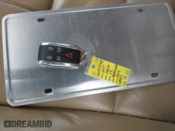 2007 Jaguar XK with VIN SAJWA43B175B06969, listed as a IAAI auction lot 41375169 with 1 mi miles. Bid and sale history available at carsss.com. Image 11.