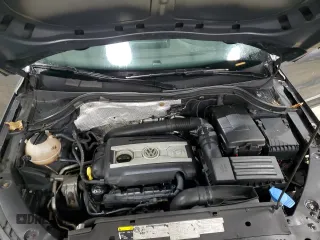2013 Volkswagen Tiguan SE z VIN WVGBV3AX4DW055332, wystawiony jako Copart lot #42297805 z przebiegiem 109 606 mil mil oraz Szkoda całkowita • Salvage title. Historia ofert i sprzedaży dostępna na DreamBid. Obrazek 12.