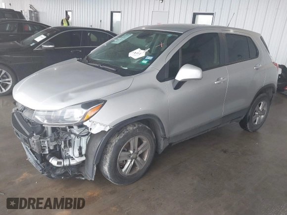 2022 Chevrolet Trax LS with VIN KL7CJKSM9NB543040, listed as a IAAI auction lot 41461219 with 38,157 mi miles and . Bid and sale history available at DreamBid. Image 2.