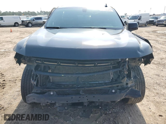 2022 Chevrolet Suburban RST with VIN 1GNSCEKD1NR304560, listed as a Copart auction lot 54498525 with 83,522 mi miles and Salvage title. Bid and sale history available at DreamBid. Image 5.