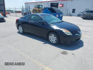 2009 Nissan Altima S z VIN 1N4AL24E39C154605, wystawiony jako IAAI lot #42211828 z przebiegiem 196 119 mil mil oraz . Historia ofert i sprzedaży dostępna na DreamBid. Obrazek 1.