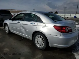 2007 Chrysler Sebring Limited z VIN 1C3LC66K07N548825, wystawiony jako Copart lot #45142015 z przebiegiem 240 543 mil mil oraz Szkoda całkowita • Salvage title. Historia ofert i sprzedaży dostępna na DreamBid. Obrazek 2.