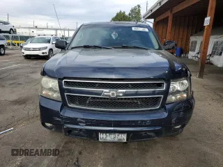 2008 Chevrolet Avalanche LTZ with VIN 3GNFK123X8G101692, listed as a Copart auction lot 56911165 with 230,343 mi miles and Clean Title. Bid and sale history available at DreamBid. Image 5.