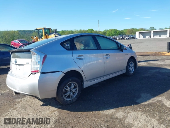 2010 Toyota Prius II with VIN JTDKN3DU9A0109681, listed as a IAAI auction lot 42200067 with 190,741 mi miles. Bid and sale history available at carsss.com. Image 4.