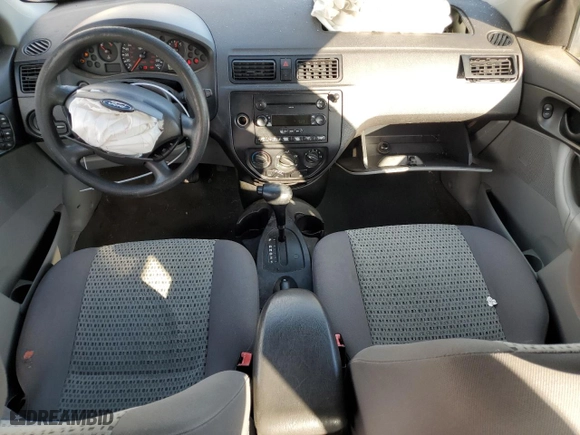 2006 Ford Focus SE with VIN 1FAFP36N66W237498, listed as a Copart auction lot 44024585 with 453,462 mi miles and Salvage Title. Bid and sale history available at carsss.com. Image 8.