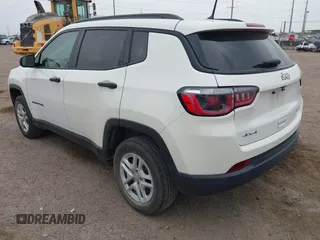 2017 Jeep Compass Sport with VIN 3C4NJDAB5HT641928, listed as a IAAI auction lot 42330679 with 142,499 mi miles and . Bid and sale history available at DreamBid. Image 3.