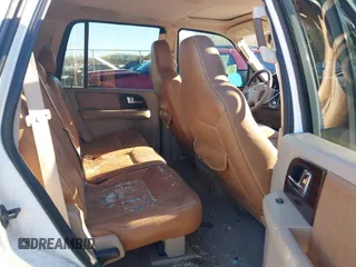 2005 Ford Expedition Eddie Bauer with VIN 1FMFU18505LB03828, listed as a IAAI auction lot 41326110 with 218,637 mi miles. Bid and sale history available at carsss.com. Image 8.