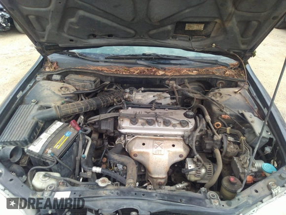 2000 Honda Accord EX z VIN 1HGCG5654YA033907, wystawiony jako IAAI lot #37283152 z przebiegiem 186 047 mil mil oraz . Historia ofert i sprzedaży dostępna na DreamBid. Obrazek 10.
