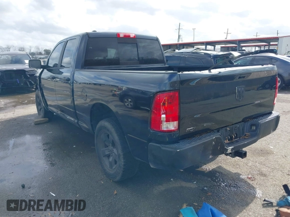 2017 Ram 1500 SLT z VIN 1C6RR6GG3HS775368, wystawiony jako IAAI lot #41374108 z przebiegiem 146 811 mil mil oraz . Historia ofert i sprzedaży dostępna na DreamBid. Obrazek 3.