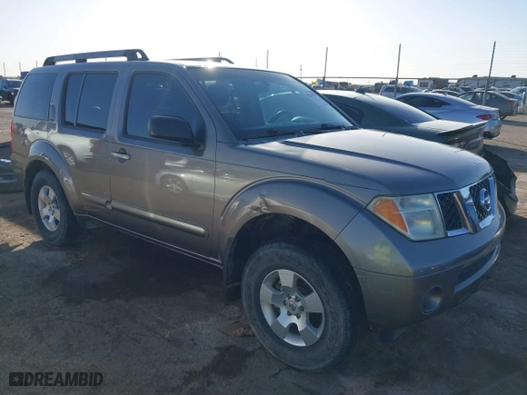 2006 Nissan Pathfinder SE with VIN 5N1AR18U36C684150, listed as a IAAI auction lot 41201933 with 146,494 mi miles. Bid and sale history available at carsss.com. Image 1.