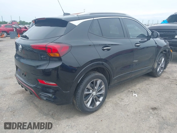 2023 Buick Encore GX Select z VIN KL4MMDSL6PB037101, wystawiony jako IAAI lot #39448386 z przebiegiem Nie podano mil oraz . Historia ofert i sprzedaży dostępna na DreamBid. Obrazek 4.